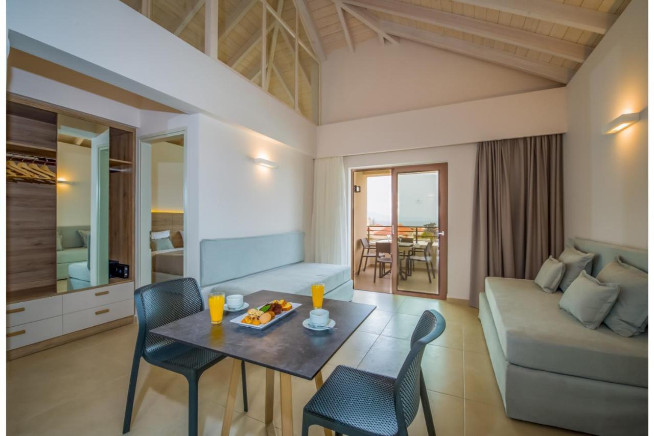 Stefan Village Hotel Agia Marina Екстериор снимка