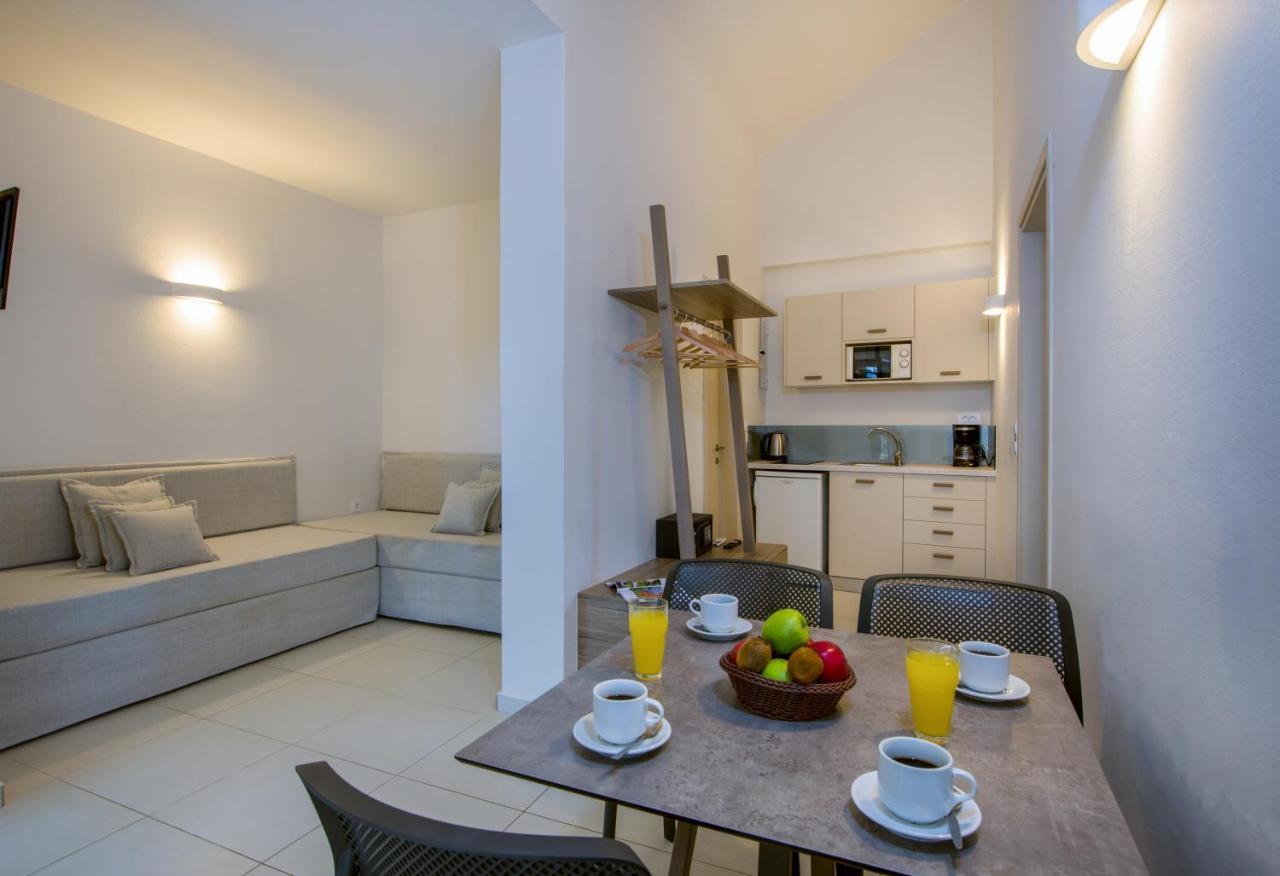 Stefan Village Hotel Agia Marina Екстериор снимка