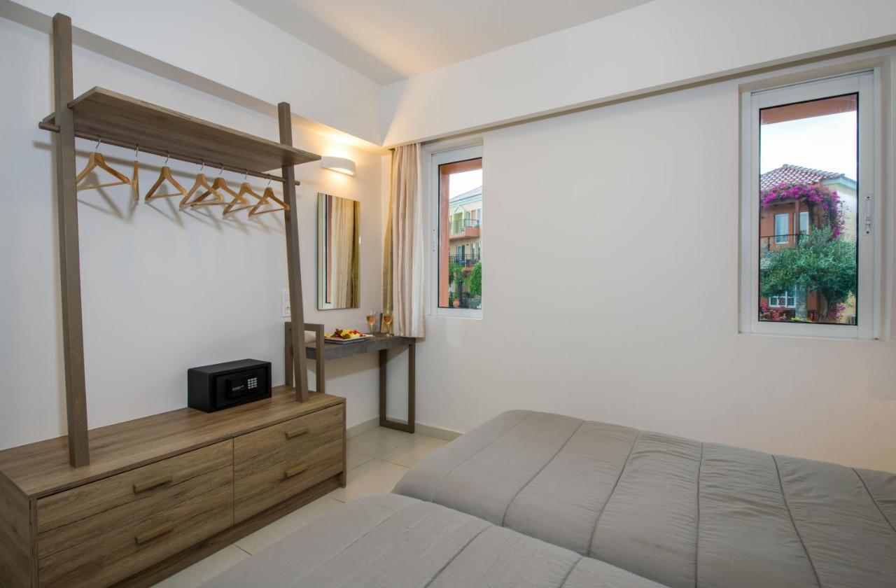 Stefan Village Hotel Agia Marina Екстериор снимка