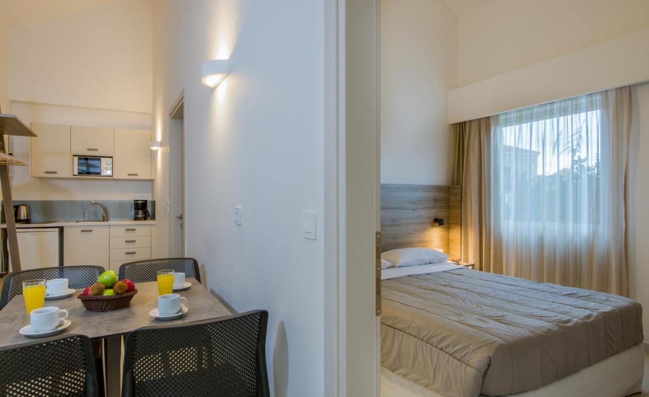 Stefan Village Hotel Agia Marina Екстериор снимка