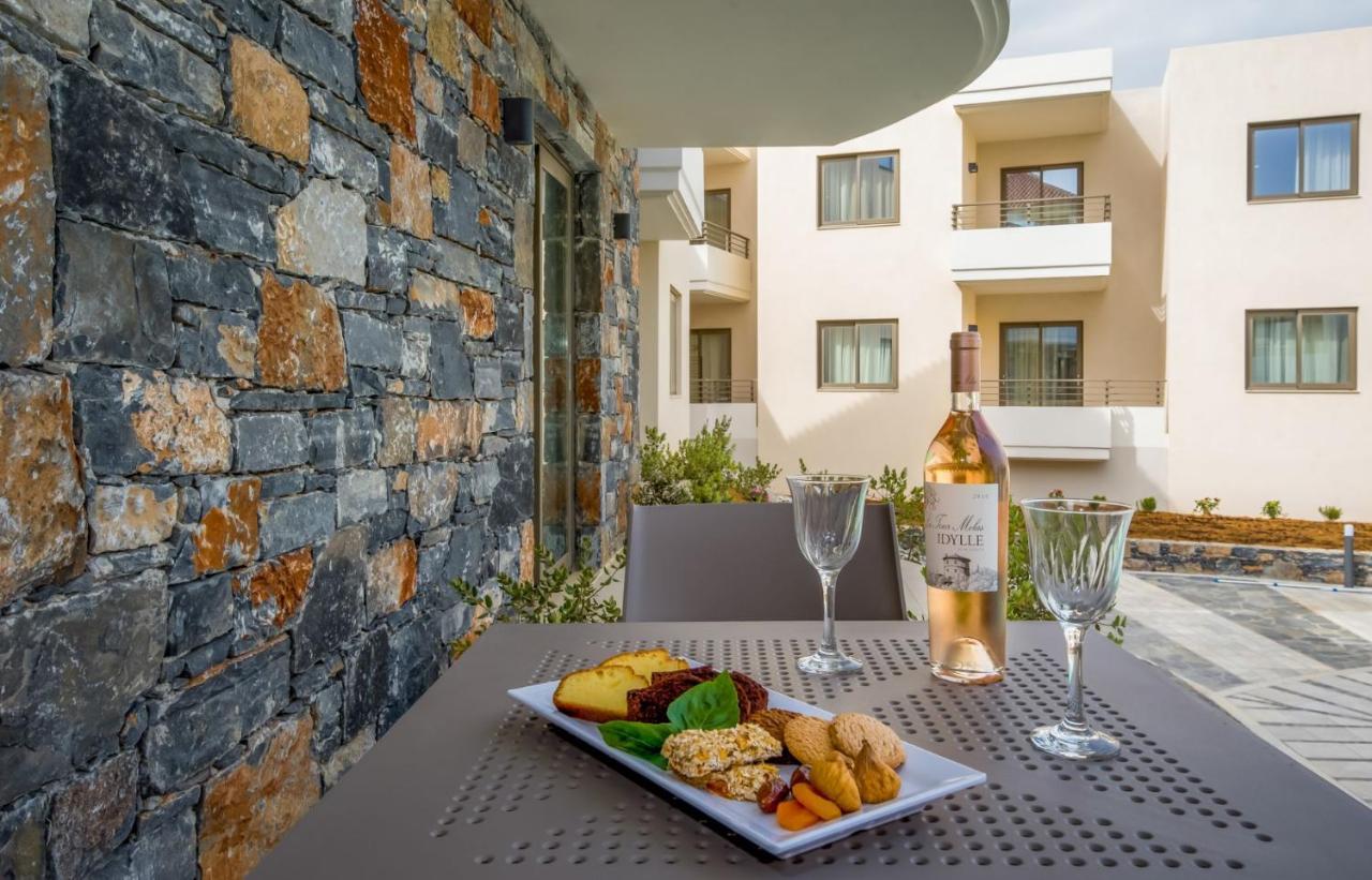 Stefan Village Hotel Agia Marina Екстериор снимка