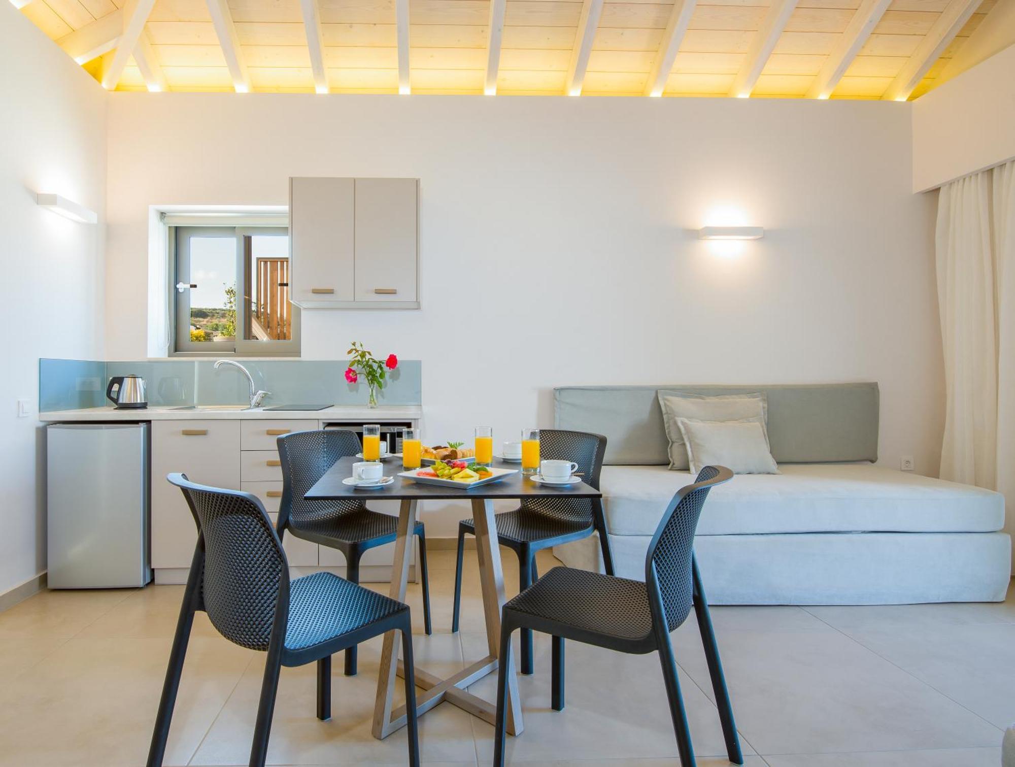 Stefan Village Hotel Agia Marina Екстериор снимка