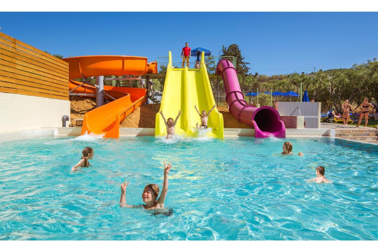 Stefan Village Hotel Agia Marina Екстериор снимка