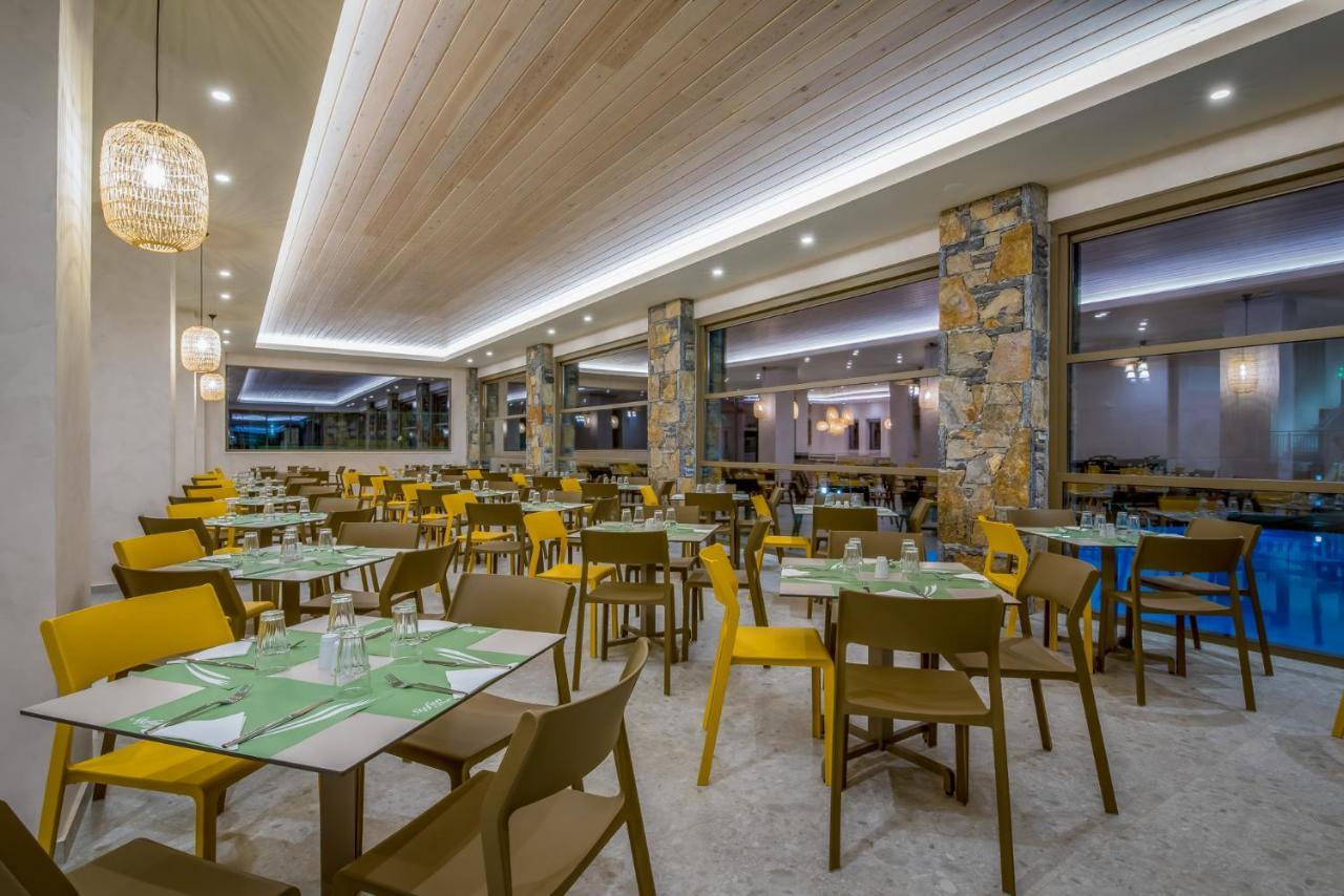 Stefan Village Hotel Agia Marina Екстериор снимка