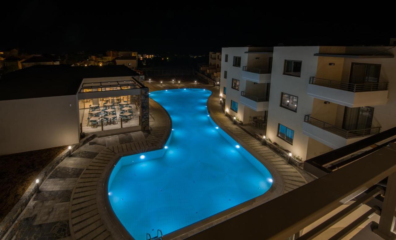 Stefan Village Hotel Agia Marina Екстериор снимка