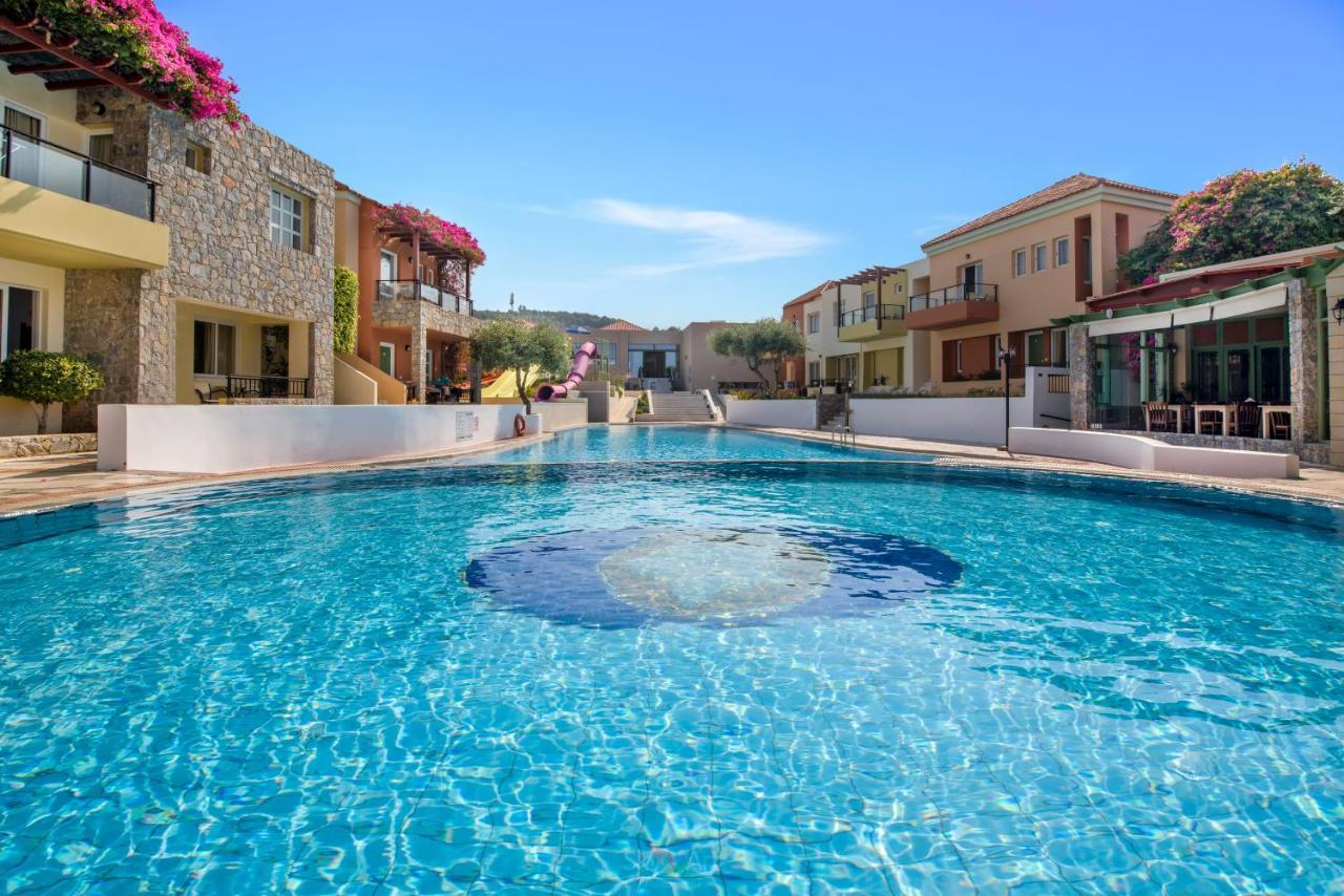 Stefan Village Hotel Agia Marina Екстериор снимка