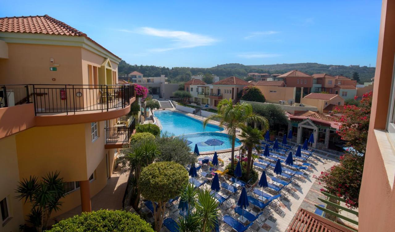 Stefan Village Hotel Agia Marina Екстериор снимка